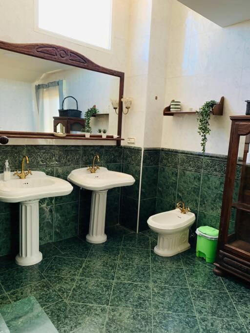 Casa Nardo Alojamiento Rural Arges Ngoại thất bức ảnh